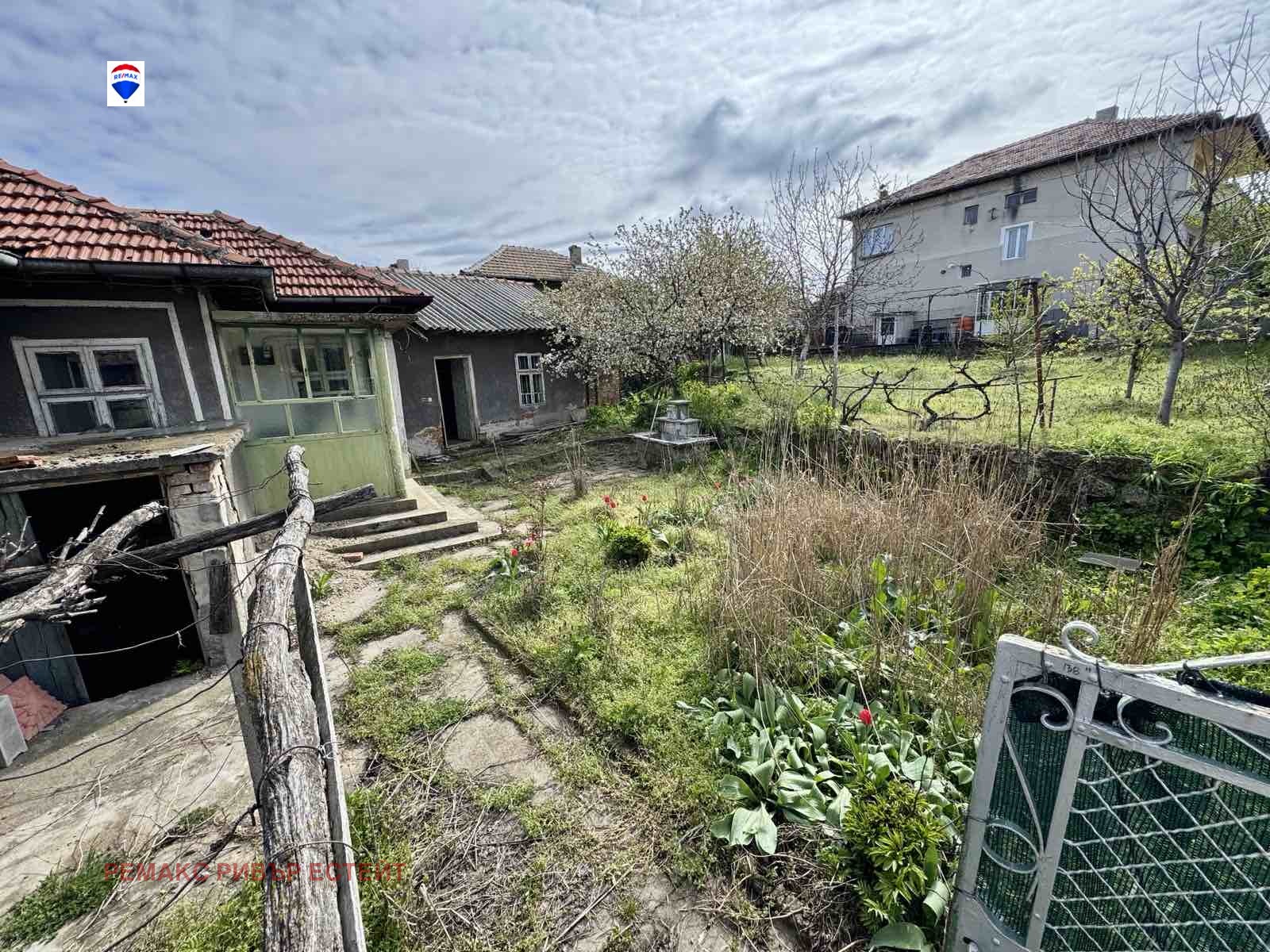Продава КЪЩА, гр. Две могили, област Русе, снимка 2 - Къщи - 46202888