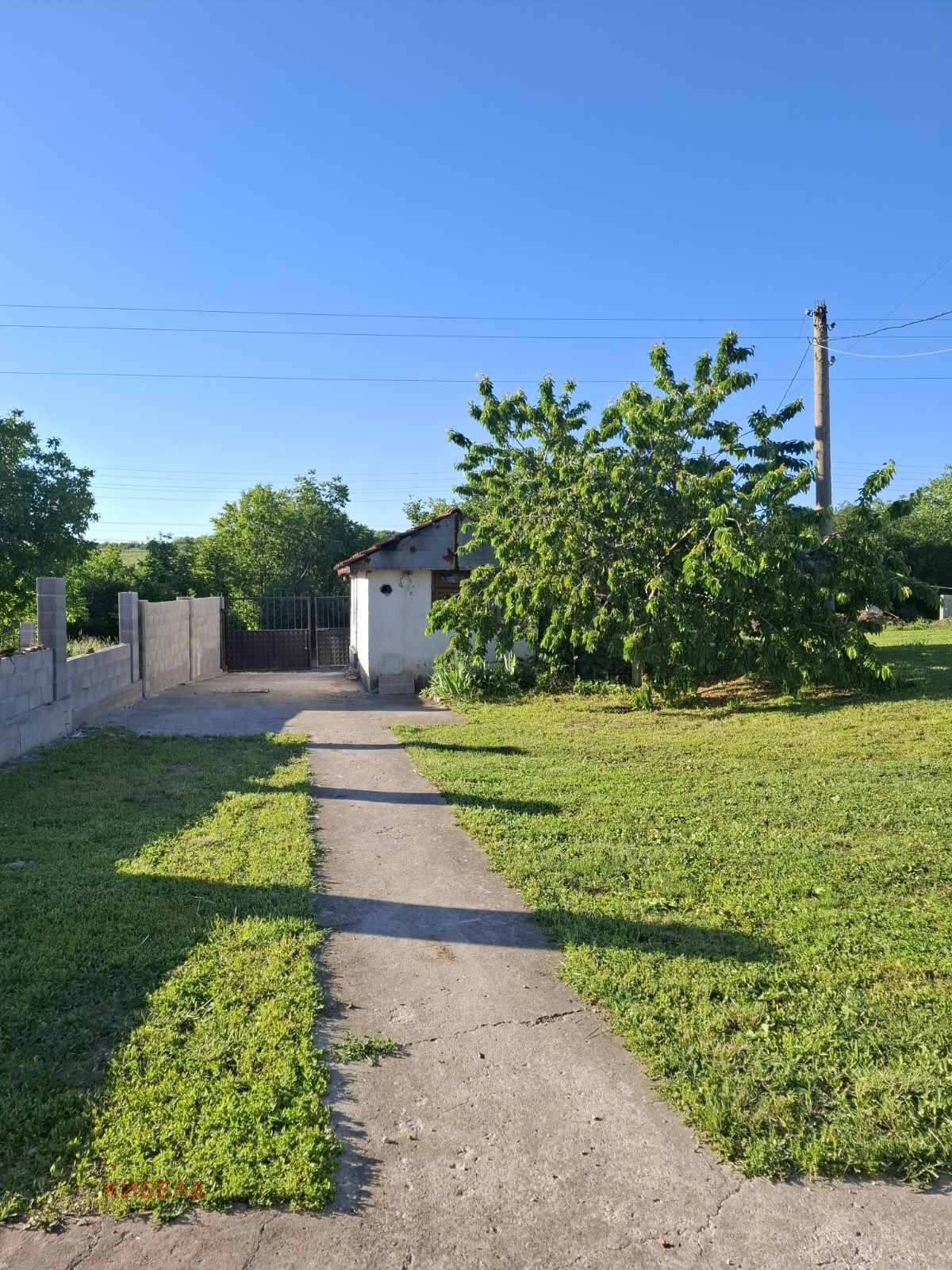 Продава КЪЩА, с. Гривица, област Плевен, снимка 3 - Къщи - 54690353
