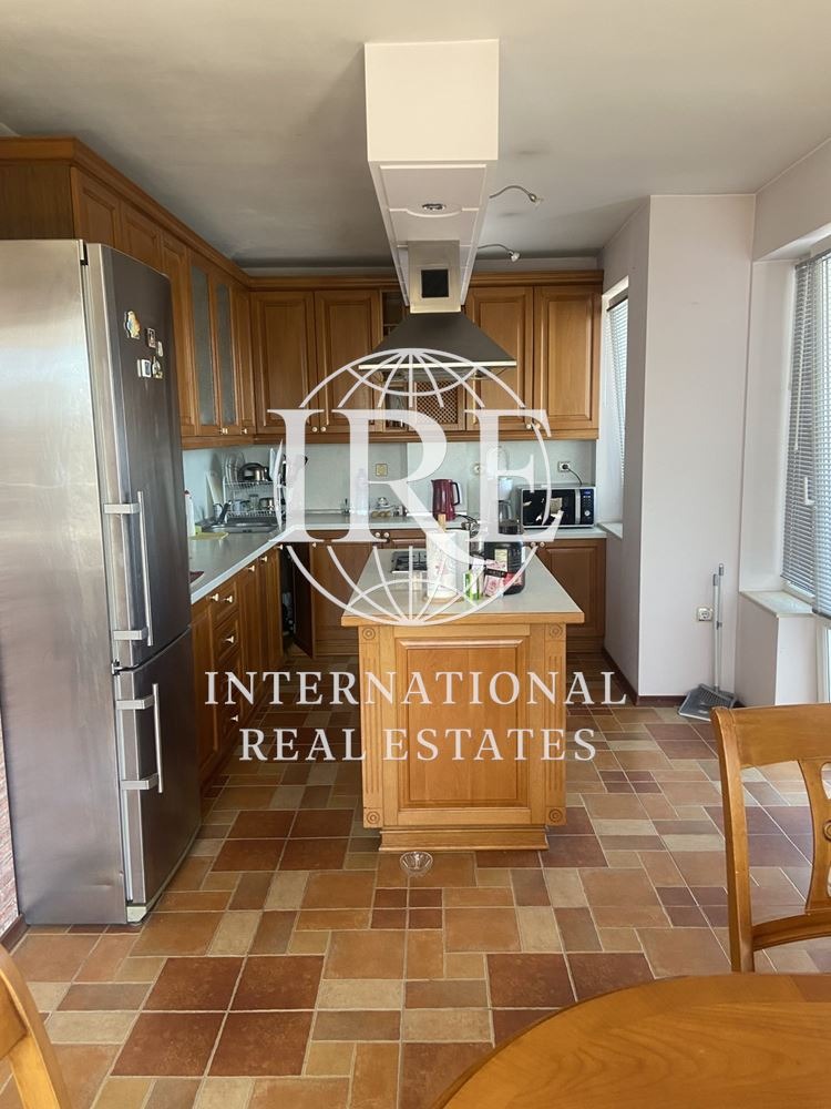 Продава МЕЗОНЕТ, гр. Варна, Бриз, снимка 2 - Апартаменти - 52489014