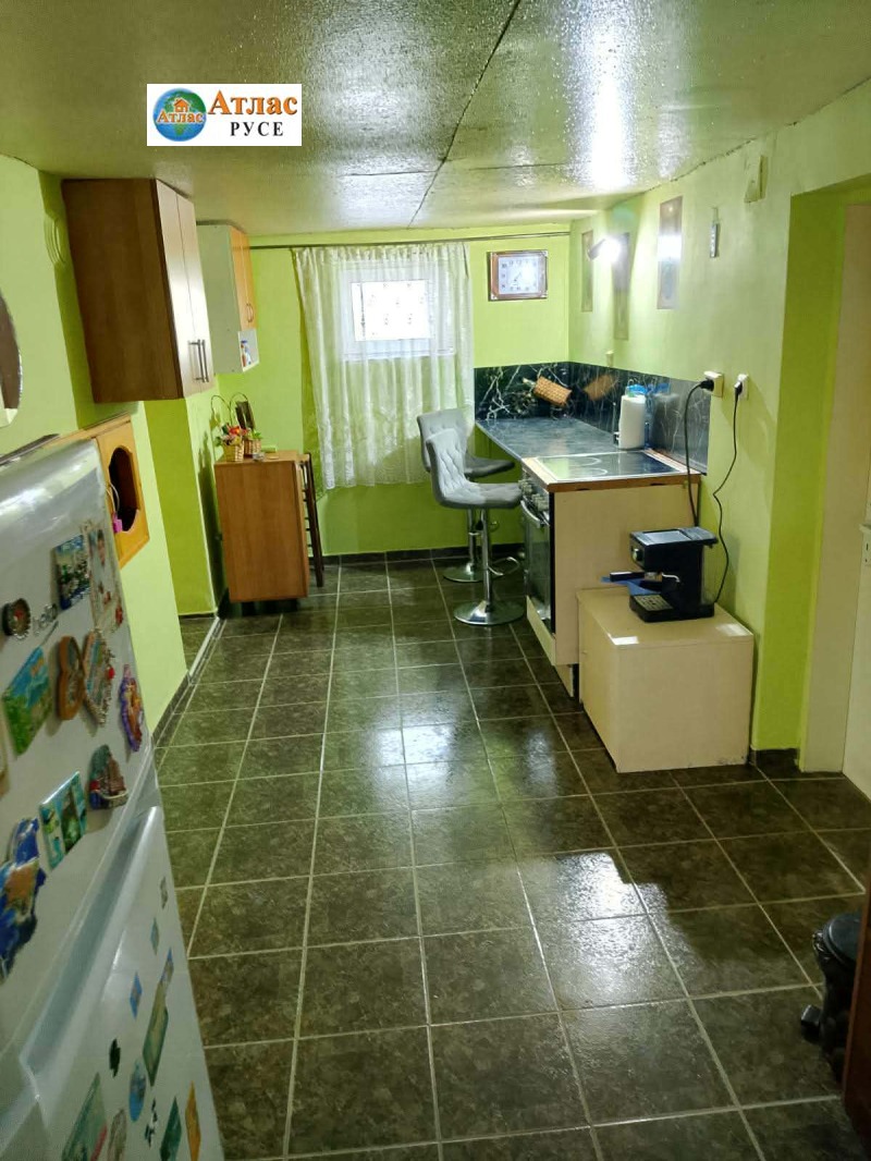 Продава КЪЩА, с. Бъзън, област Русе, снимка 12 - Къщи - 53167144