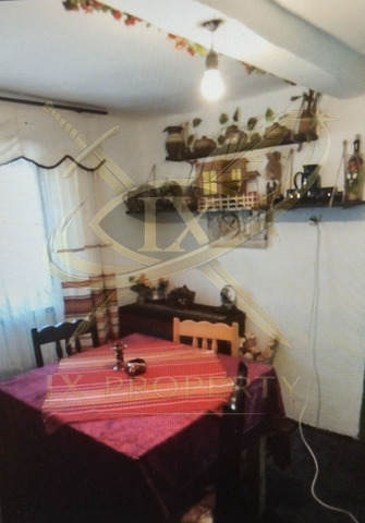 Продава КЪЩА, гр. Карнобат, област Бургас, снимка 6 - Къщи - 55534614