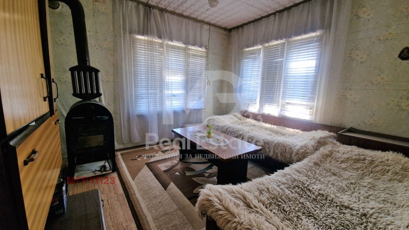 Продава  Къща област Пловдив , с. Паничери , 100 кв.м | 21280309 - изображение [7]