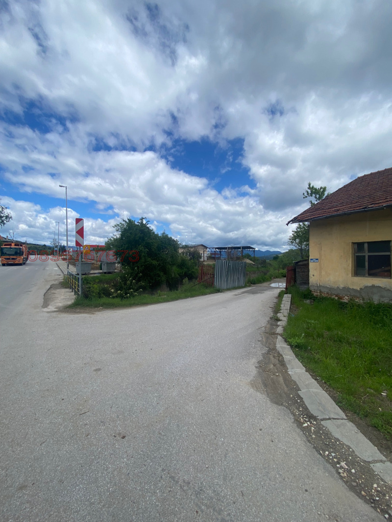 Продава ПАРЦЕЛ в област Пазарджик, гр. Ракитово - 2800 кв.м / При запитване
