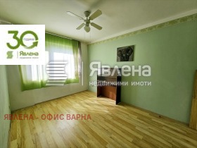 4-стаен град Варна, Автогара 9