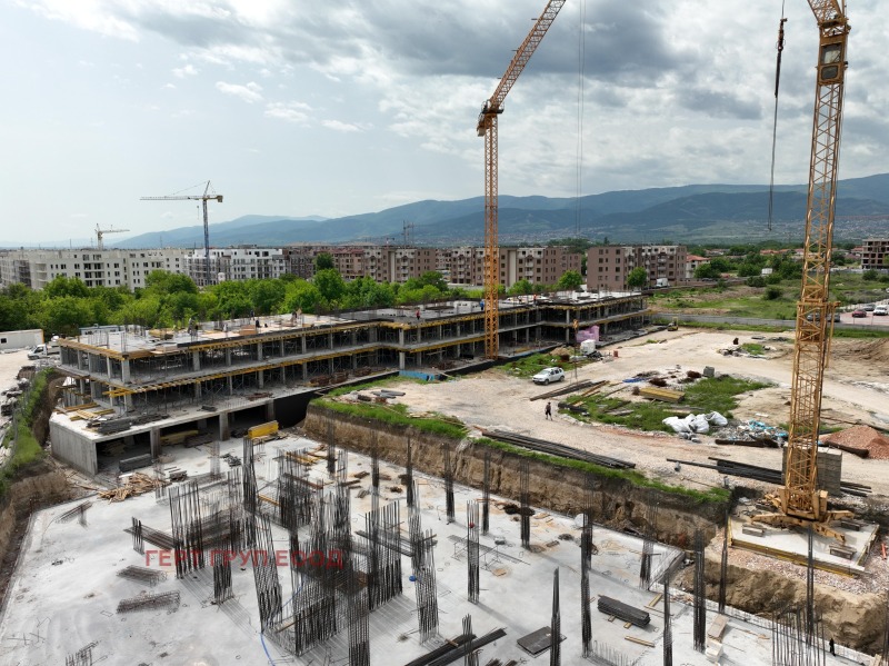 Eladó  1 hálószoba Plovdiv , Ostromila , 71 négyzetméter | 84979727 - kép [3]