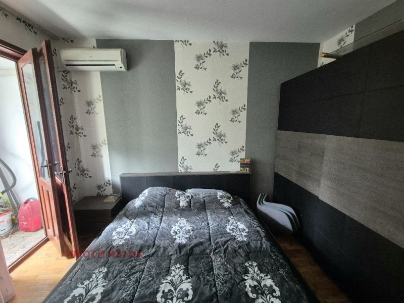 Продается  1 спальня Перник , Димова махала , 58 кв.м | 49468596 - изображение [2]