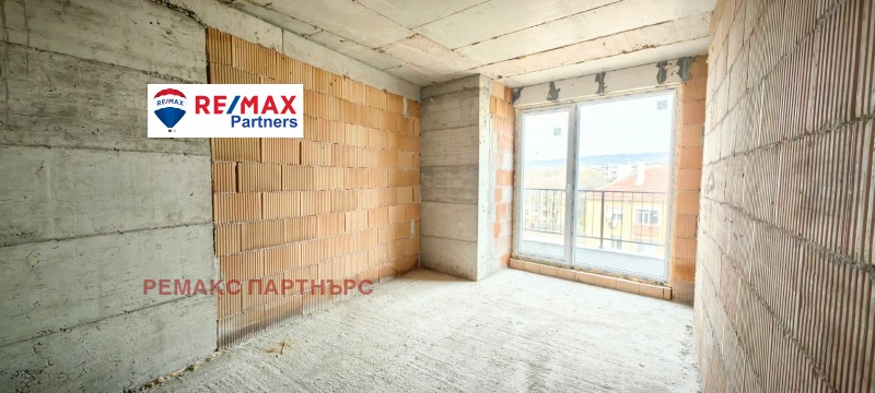 Продава 3-СТАЕН, гр. Варна, Погреби, снимка 3 - Aпартаменти - 48224622