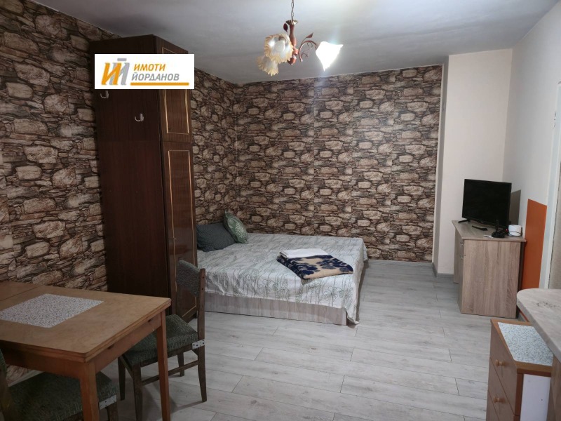 Продава 3-СТАЕН, гр. Велико Търново, Зона Б, снимка 3 - Апартаменти - 51972642