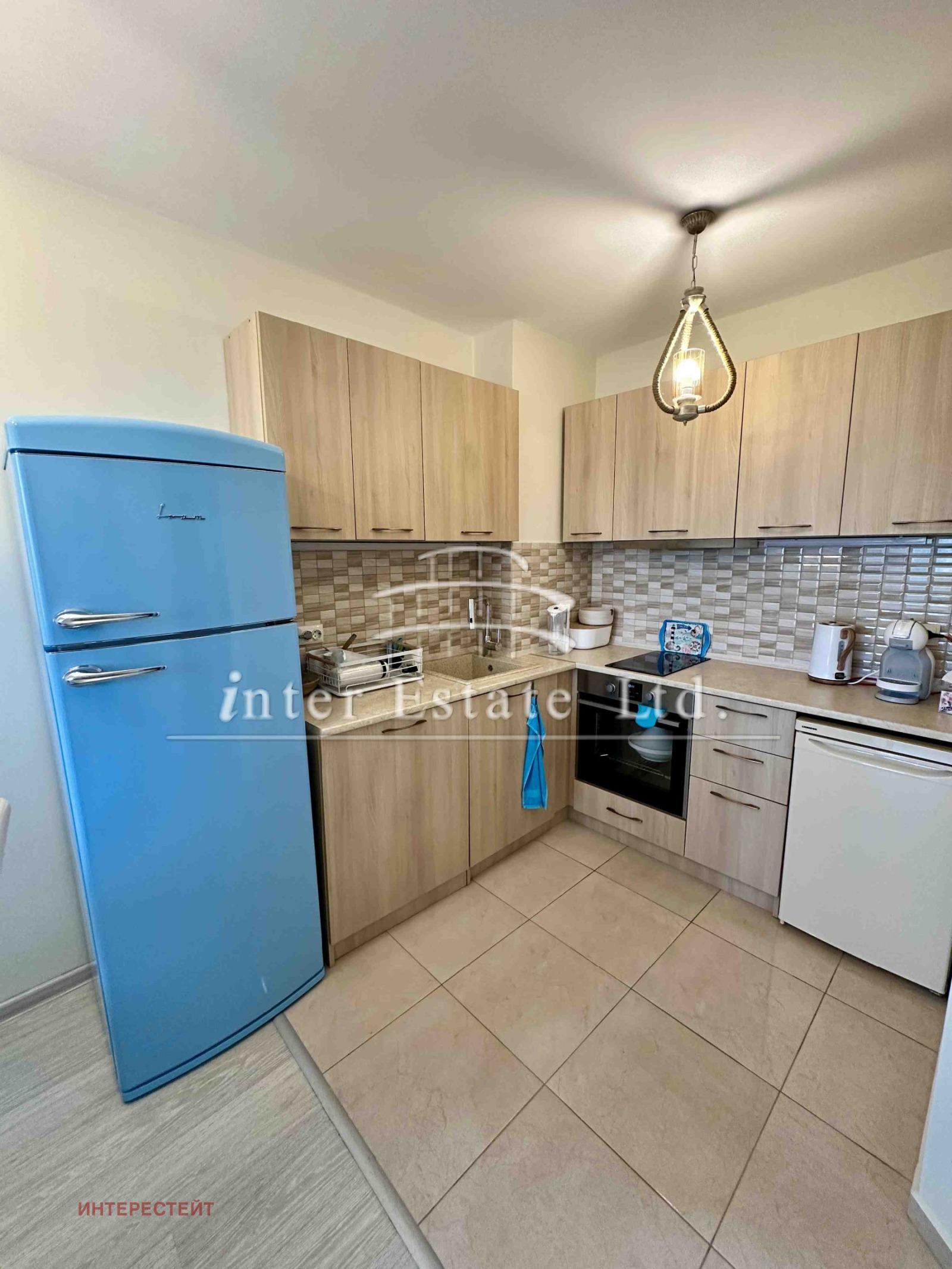 Продава 2-СТАЕН, гр. Поморие, област Бургас, снимка 2 - Апартаменти - 50675562