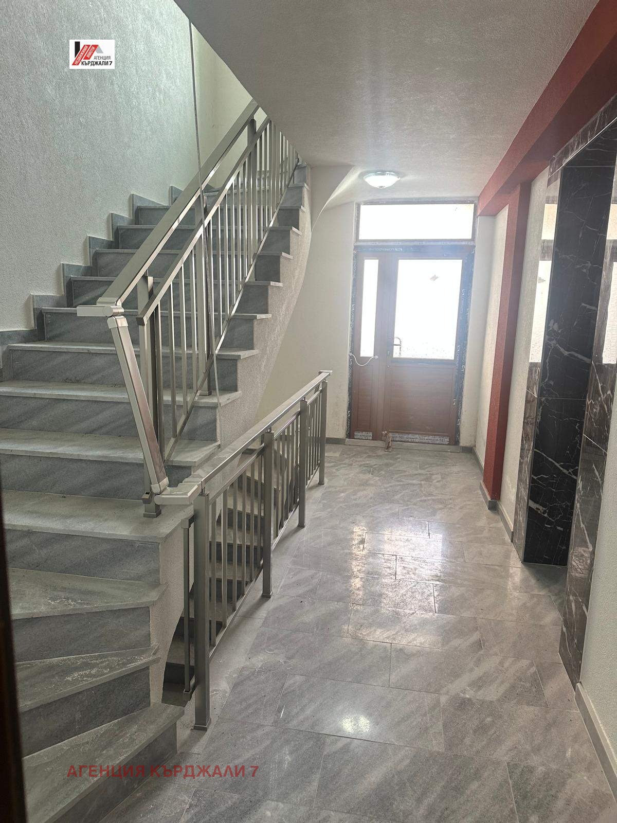 Продава 2-СТАЕН, гр. Кърджали, Възрожденци, снимка 3 - Апартаменти - 53920467