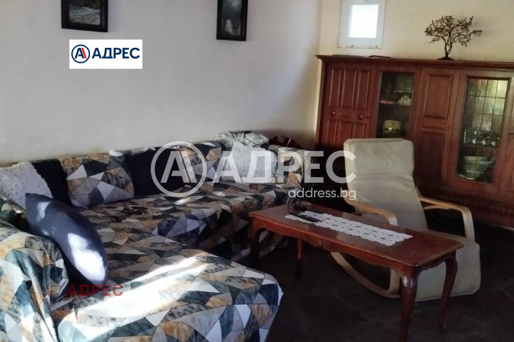 Продава КЪЩА, с. Долище, област Варна