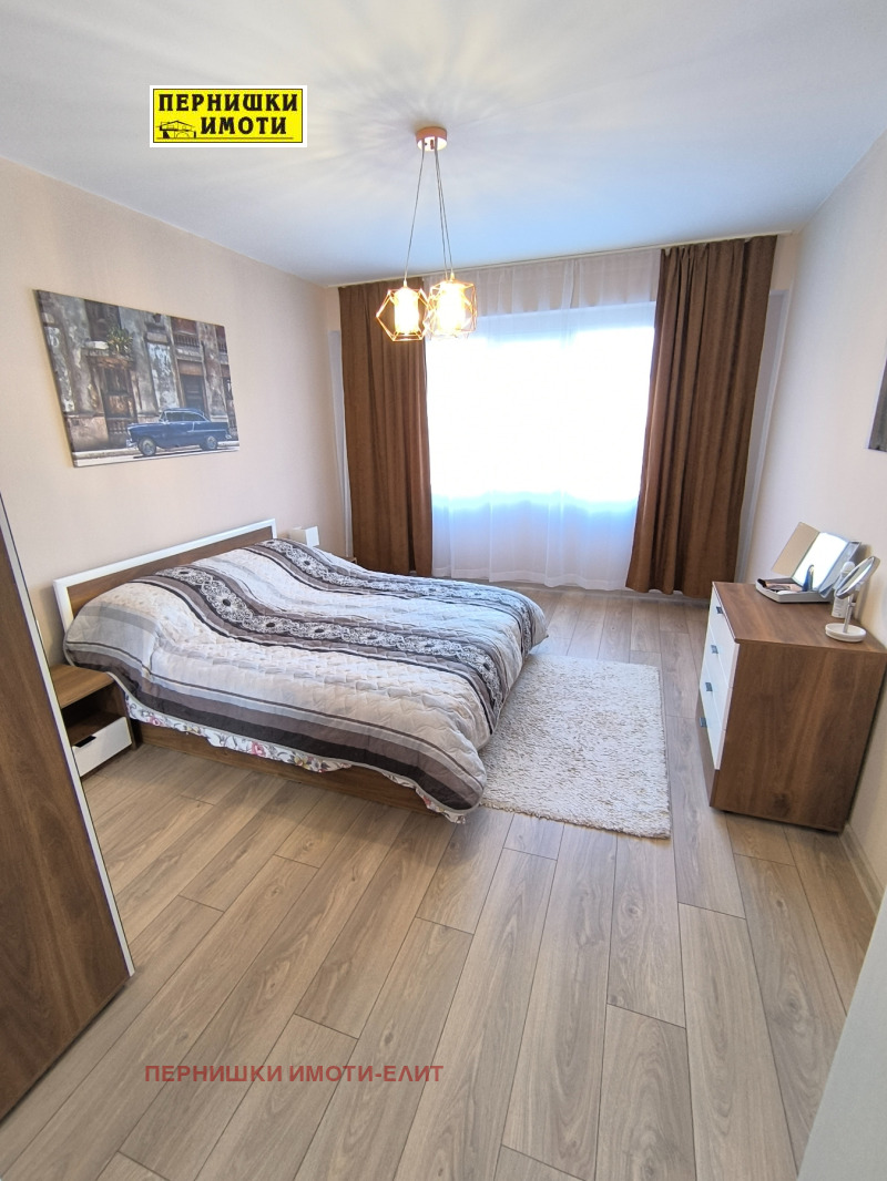 Продава  2-стаен град Перник , Изток , 54 кв.м | 35489908 - изображение [7]