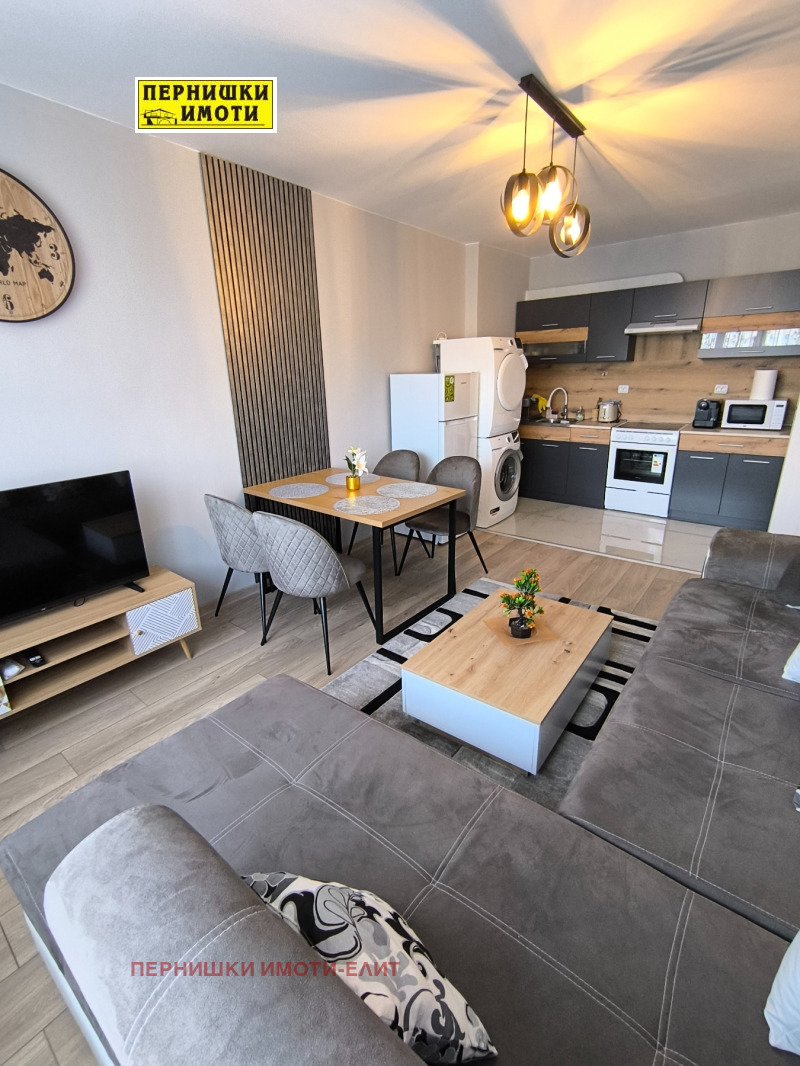 Продава  2-стаен град Перник , Изток , 54 кв.м | 35489908 - изображение [4]