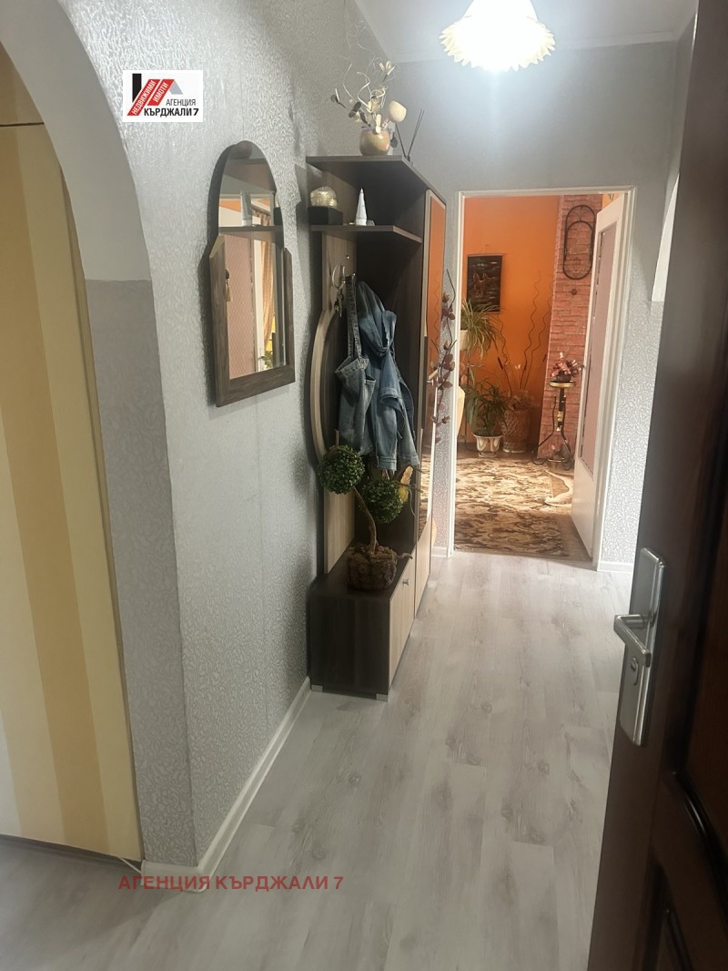 Satılık  3+ yatak odası Kardjali , Vazrojdenci , 100 metrekare | 23146658 - görüntü [3]