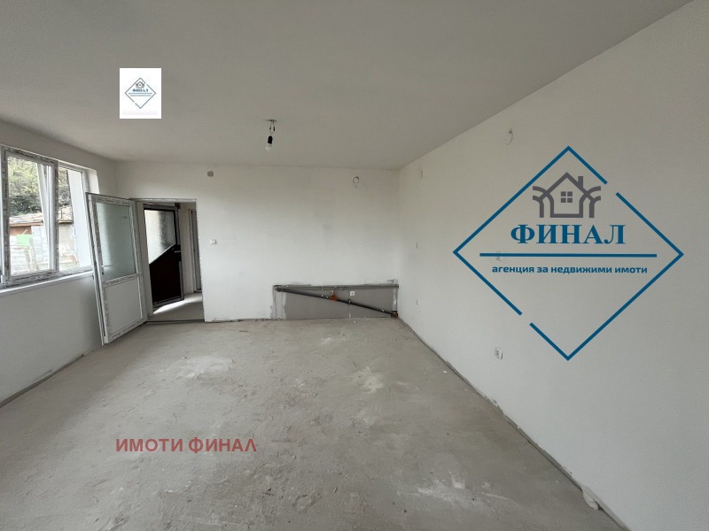 Продава КЪЩА, гр. Шумен, Куршун чешма, снимка 8 - Къщи - 52385188