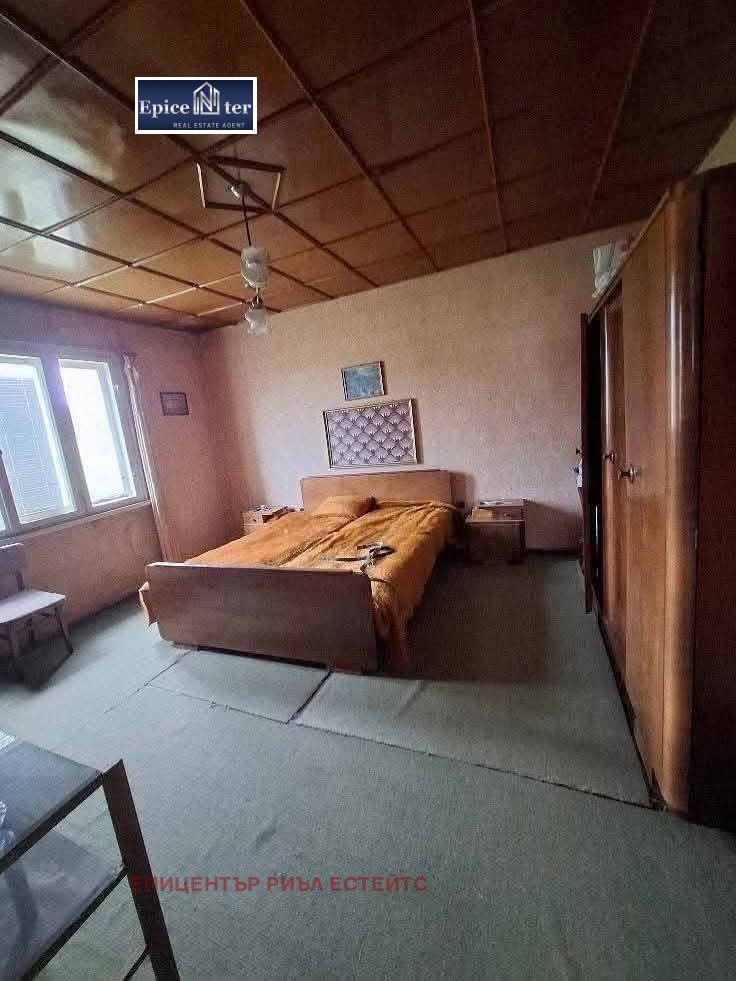 Продава КЪЩА, гр. Перник, Тева