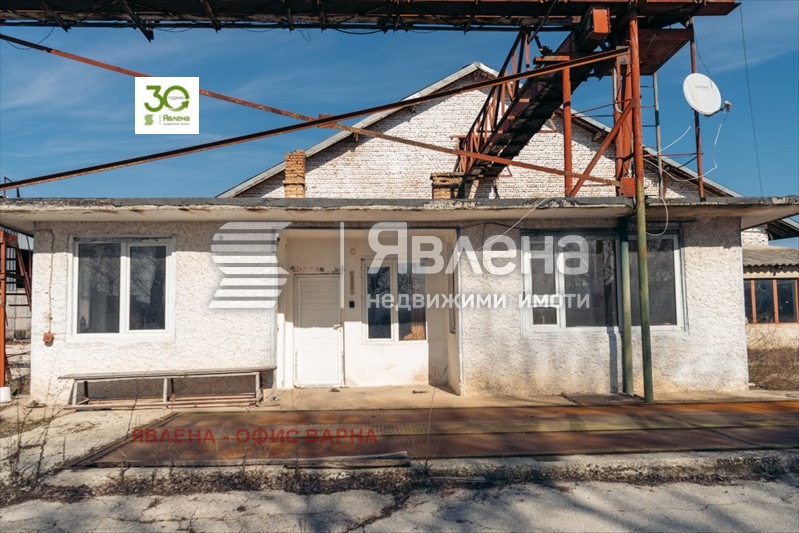 Продава СКЛАД, с. Градинарово, област Варна, снимка 3 - Складове - 56228447