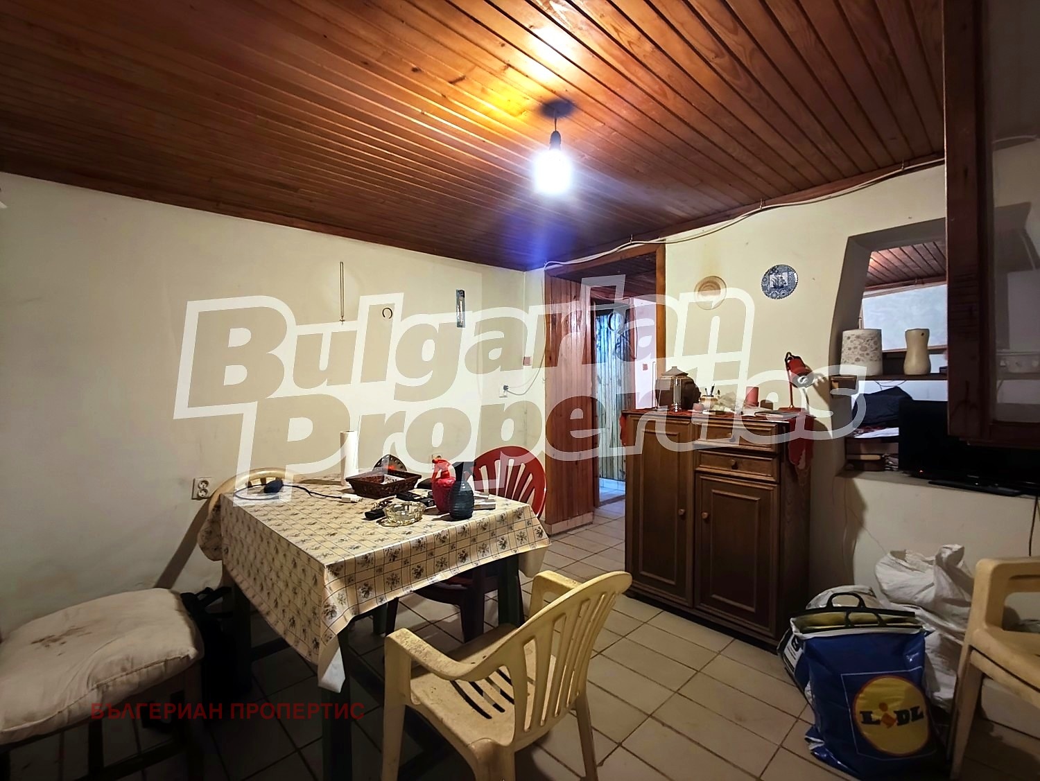 Продава КЪЩА, с. Лопян, област София област, снимка 13 - Къщи - 56160863