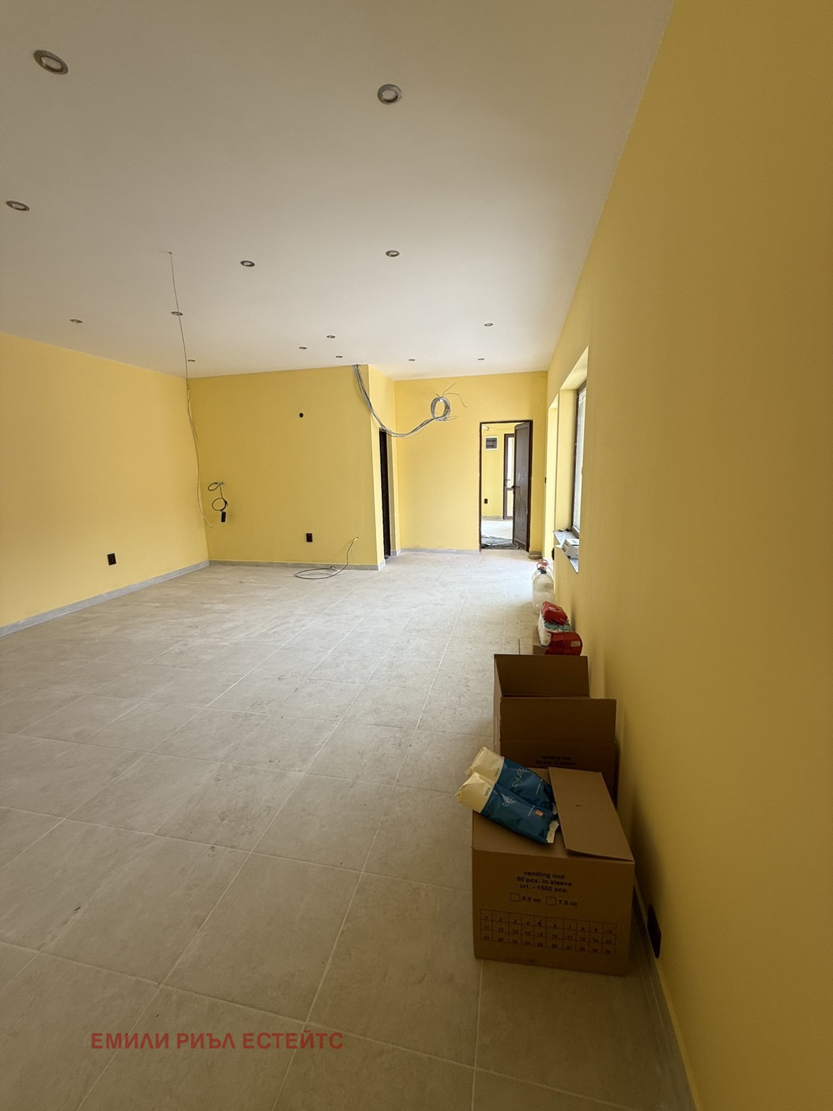 Продава МАГАЗИН, с. Зверино, област Враца, снимка 3 - Магазини - 54254535