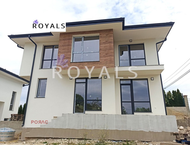 Продава КЪЩА в град Варна, м-т Горна Трака - 138 кв.м / 298 000 € » 582 837.34 лв., РОЯЛС