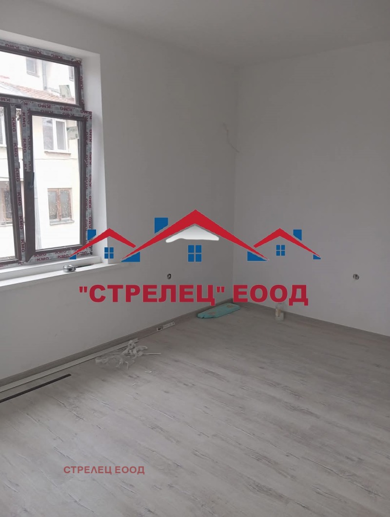 For Sale  1 bedroom Dobrich , Tsentar , 60 sq.m | 38688563