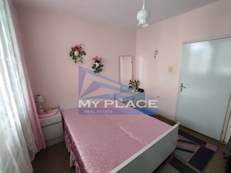 De vânzare  2 dormitoare Șumen , Voenno uciiliște , 85 mp | 37572144 - imagine [2]