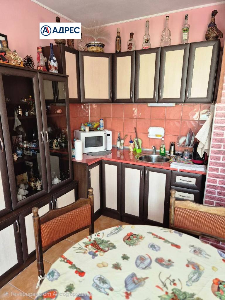 Продава ЕТАЖ ОТ КЪЩА, гр. Велинград, област Пазарджик, снимка 3 - Етаж от къща - 55606538