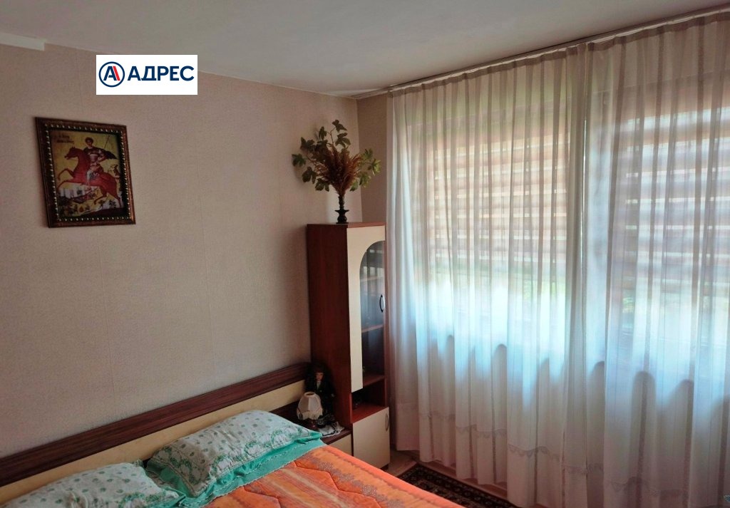 Продава ЕТАЖ ОТ КЪЩА, гр. Велинград, област Пазарджик, снимка 8 - Етаж от къща - 55606538