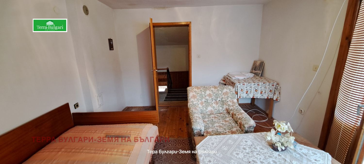 Продава КЪЩА, с. Боснек, област Перник, снимка 8 - Къщи - 53953916