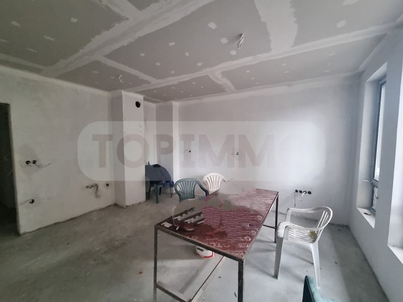 Продава 3-СТАЕН, гр. Варна, Лятно кино Тракия, снимка 3 - Апартаменти - 52561063