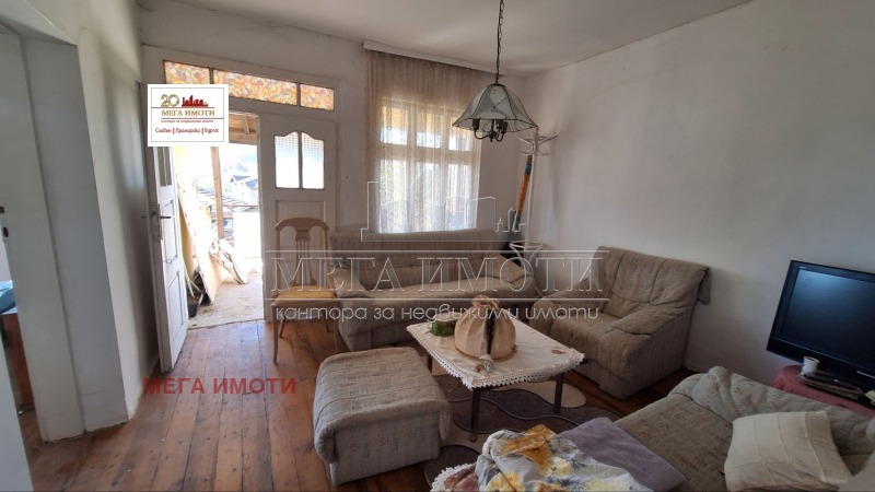 Продава КЪЩА, с. Бродилово, област Бургас, снимка 3 - Къщи - 52258126