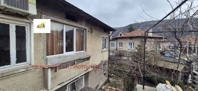 Продава КЪЩА, гр. Белово, област Пазарджик, снимка 2 - Къщи - 53163970