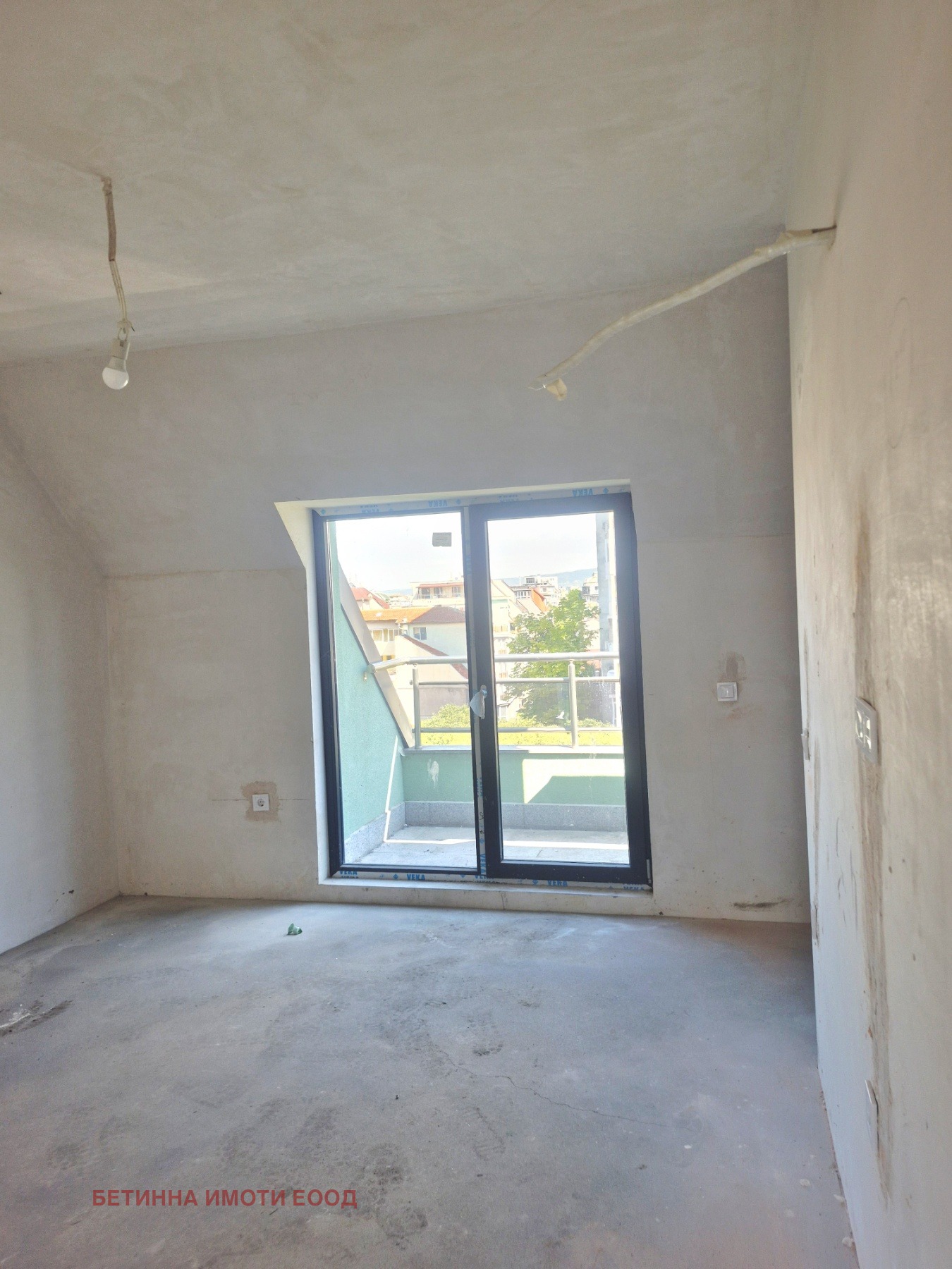Продава 3-СТАЕН, гр. Варна, Централна поща, снимка 6 - Апартаменти - 55062620