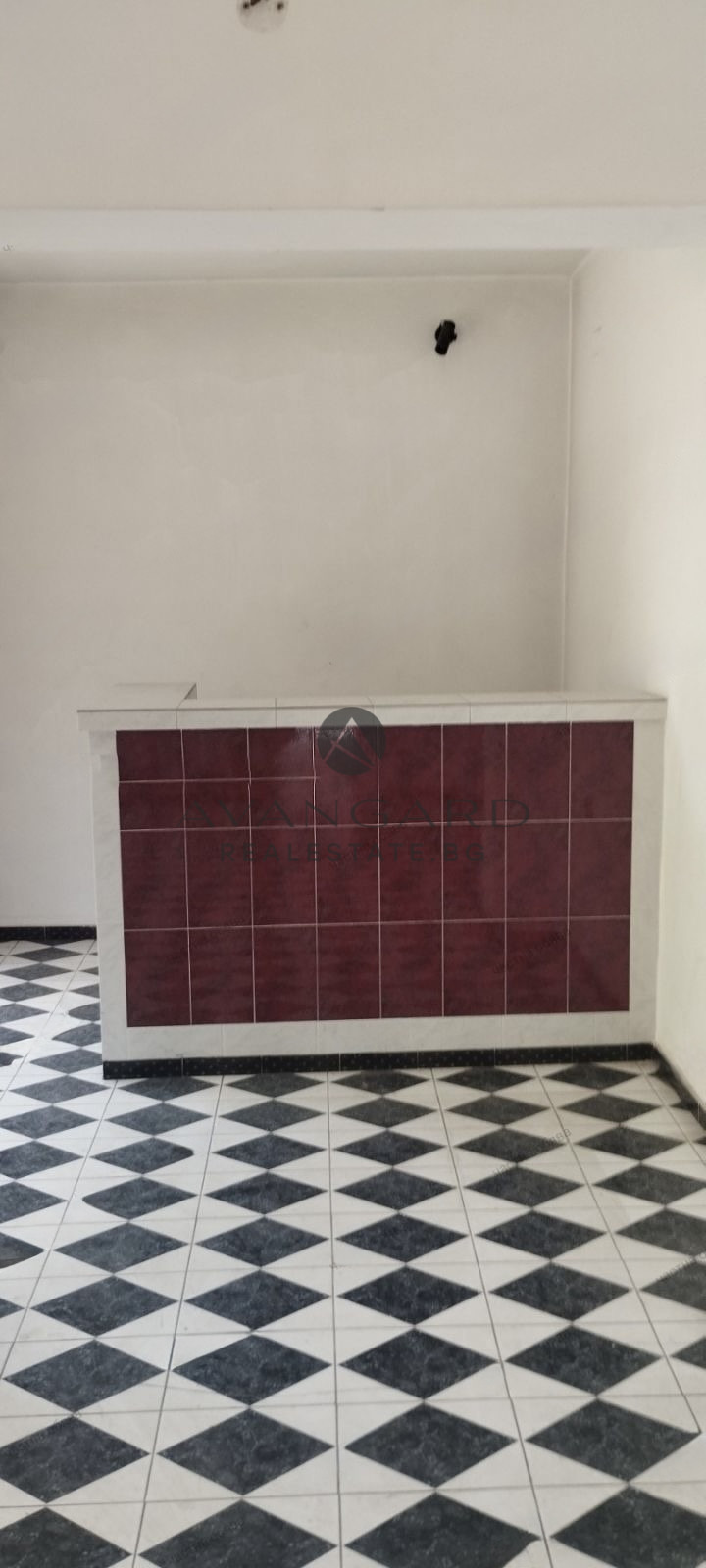 Продава ЕТАЖ ОТ КЪЩА, гр. Пловдив, Кючук Париж, снимка 6 - Етаж от къща - 54966575