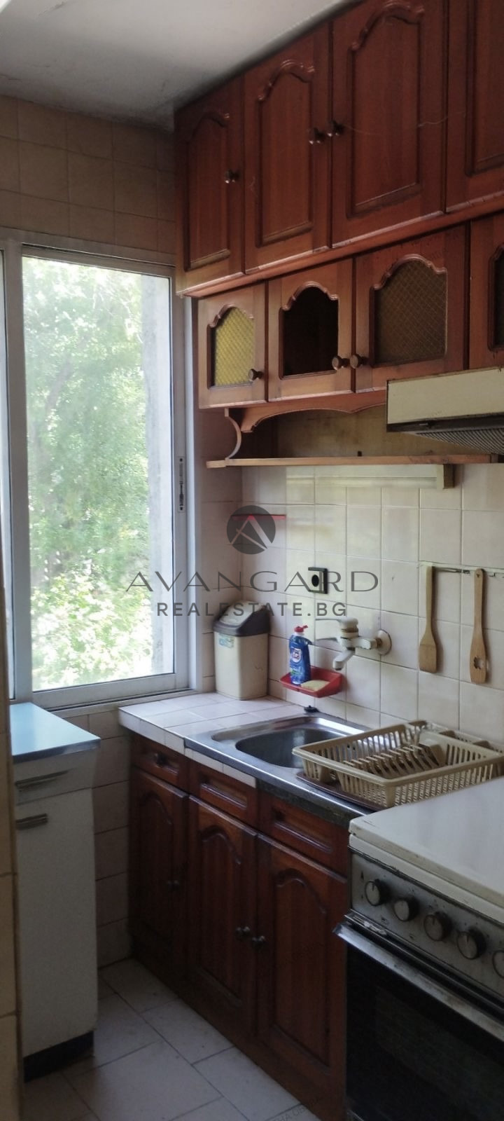 Продава ЕТАЖ ОТ КЪЩА, гр. Пловдив, Кючук Париж, снимка 4 - Етаж от къща - 54966575