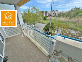 Στούντιο κ.κ. Σλαντσεβ βριαγ, περιοχή Μπουργκάς 10