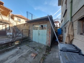 House Floor Tryavna, region Gabrovo 15