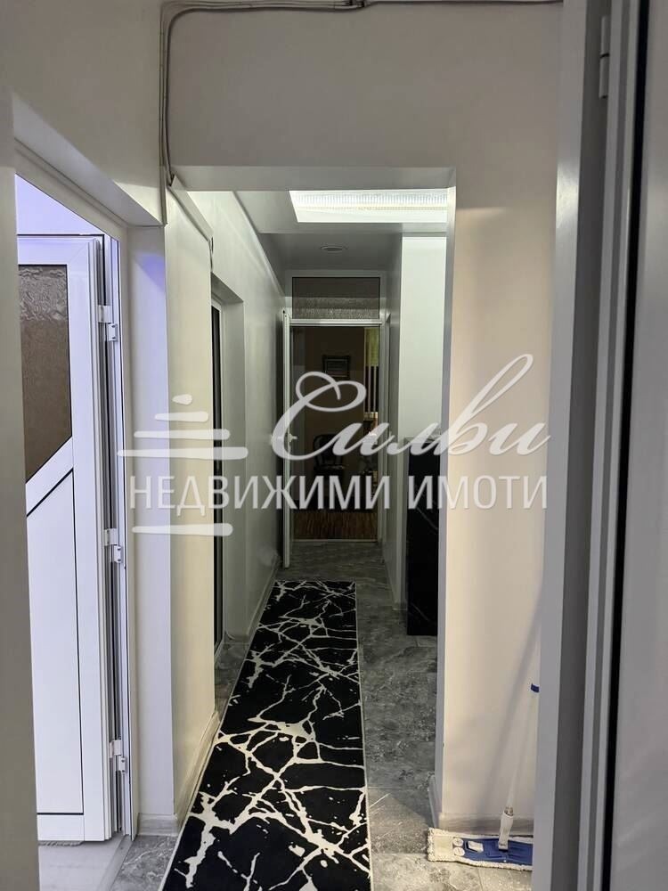 Eladó  3 hálószobás Sumen , Bojan Balgaranov 2 , 100 négyzetméter | 49040023 - kép [9]