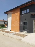 Продава КЪЩА, област Пловдив, с. Радиново • 288000 € • 11372731 — Holmes.bg
