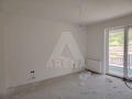 Продава КЪЩА, област Пловдив, с. Марково • 460000 € / 899681.80 лв. • 38102185 11