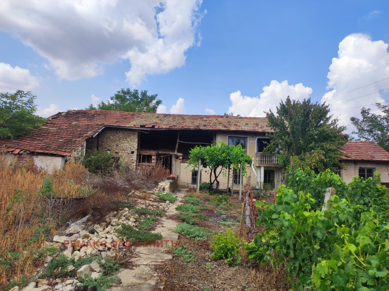 Продава КЪЩА в област Велико Търново, с. Долна Липница - 140 кв.м / 12 000 € » 23 469.96 лв., РЕМАКС ОЛД КЕПИТЪЛ