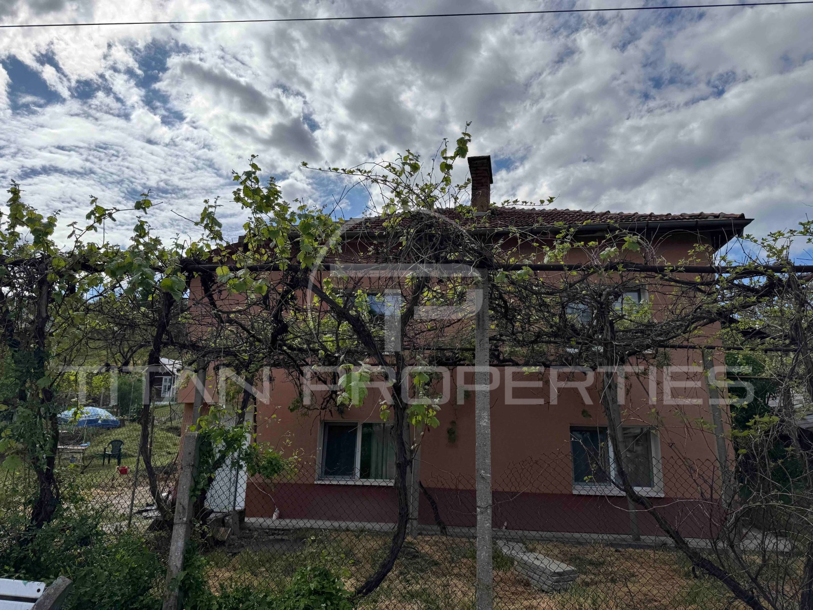 Продава ЕТАЖ ОТ КЪЩА | Imot.bg — изображение 1