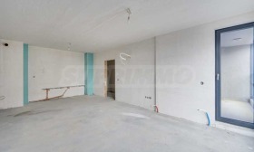 Продава  4-стаен, град София