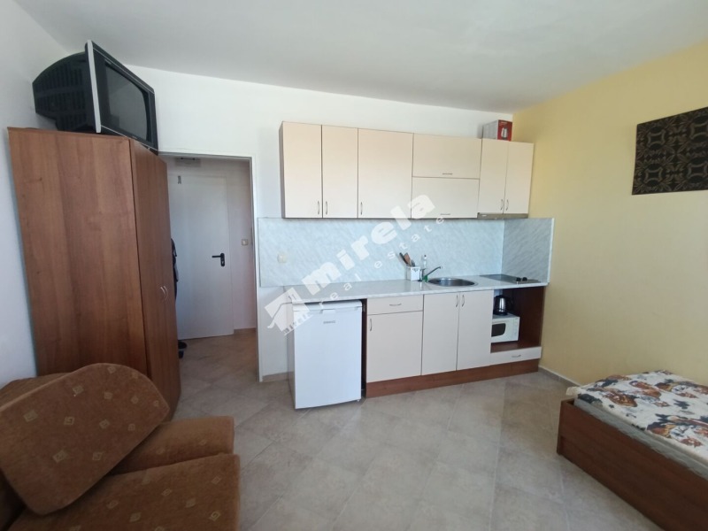 Na sprzedaż  Studio region Burgas , Primorsko , 28 mkw | 84269116 - obraz [2]