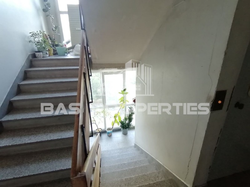 Продава  2-стаен град София , Света Троица , 66 кв.м | 52319826 - изображение [13]