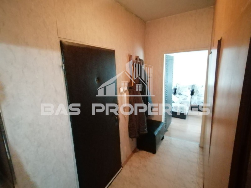 Продава  2-стаен град София , Света Троица , 66 кв.м | 52319826 - изображение [11]
