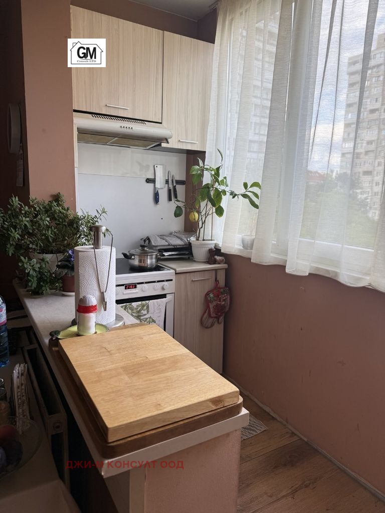 Продава 4-СТАЕН, гр. София, Борово, снимка 2 - Апартаменти - 53373585