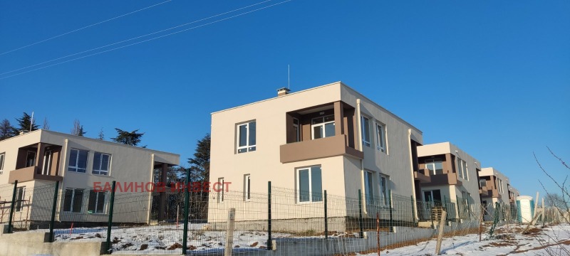 Продава КЪЩА, гр. Варна, м-т Боровец - юг, снимка 1 - Къщи - 49229281