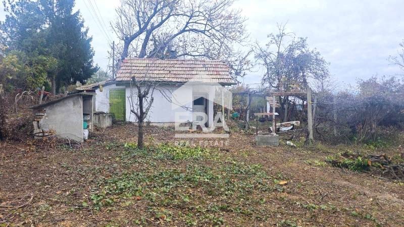 Продава КЪЩА, гр. Търговище, Вилна зона, снимка 2 - Къщи - 52519372