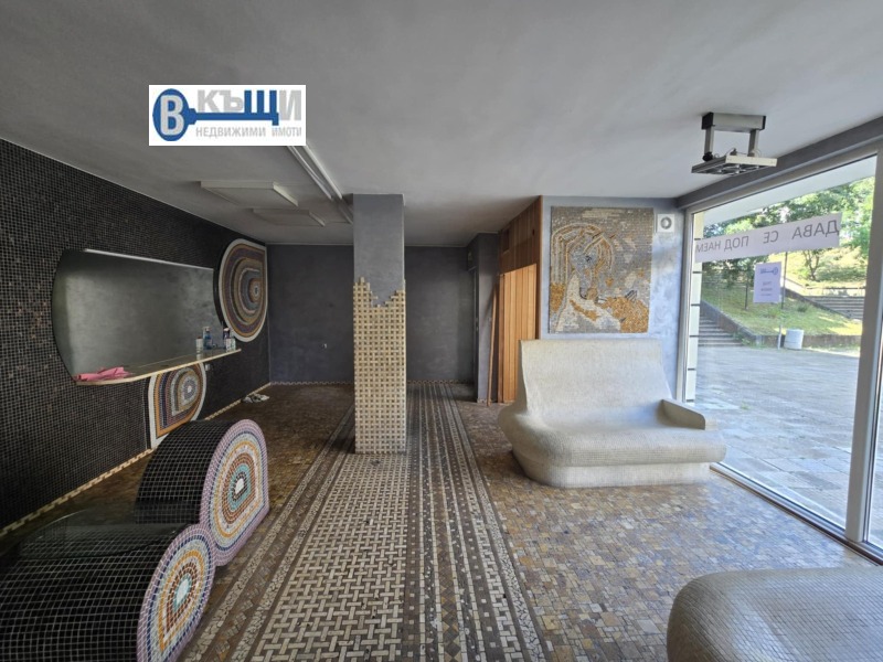 Продава МАГАЗИН, гр. Велико Търново, Център, снимка 4 - Магазини - 53258105